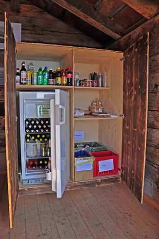 Kühlschrank mit einem breiten Angebot zur Zwischenverpflegung